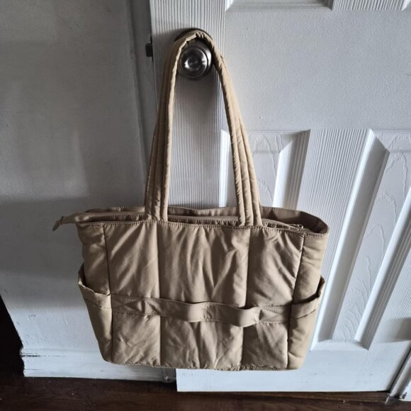 PERFECT TOTE! GYM/WORK/SCHOOL Laptop Bag for Women, Lightweight Puffy - Picture 2 of 8